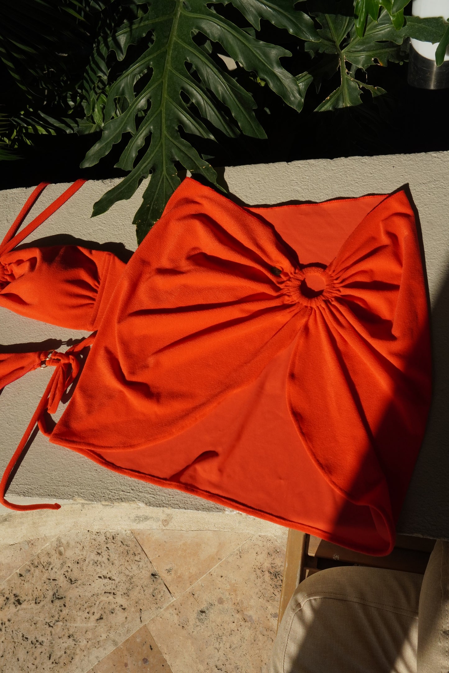 Falda Macarena rojo-naranja texturizado