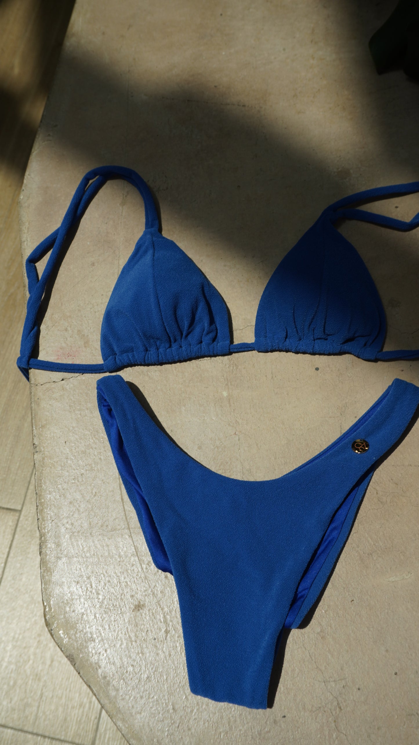 Top Alicia azul oscuro texturizado