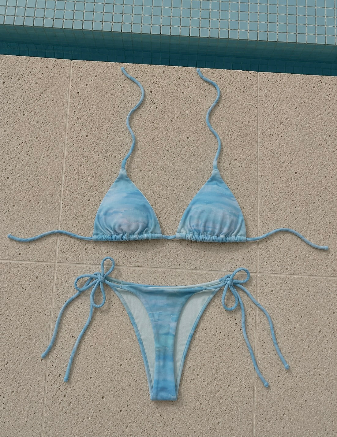 Bikini para bronceo estampado aura