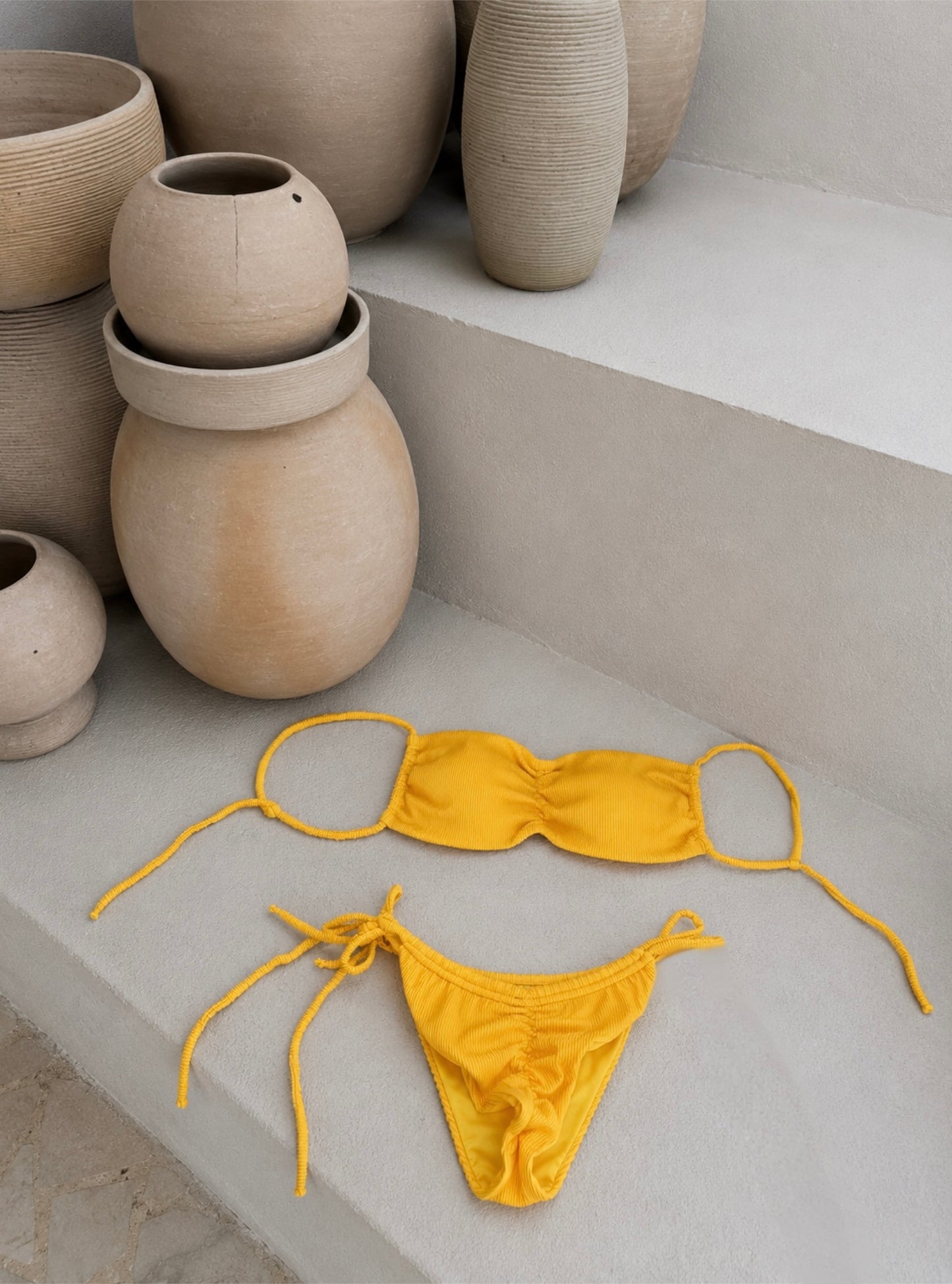 Top Mar amarillo mostaza acanalado