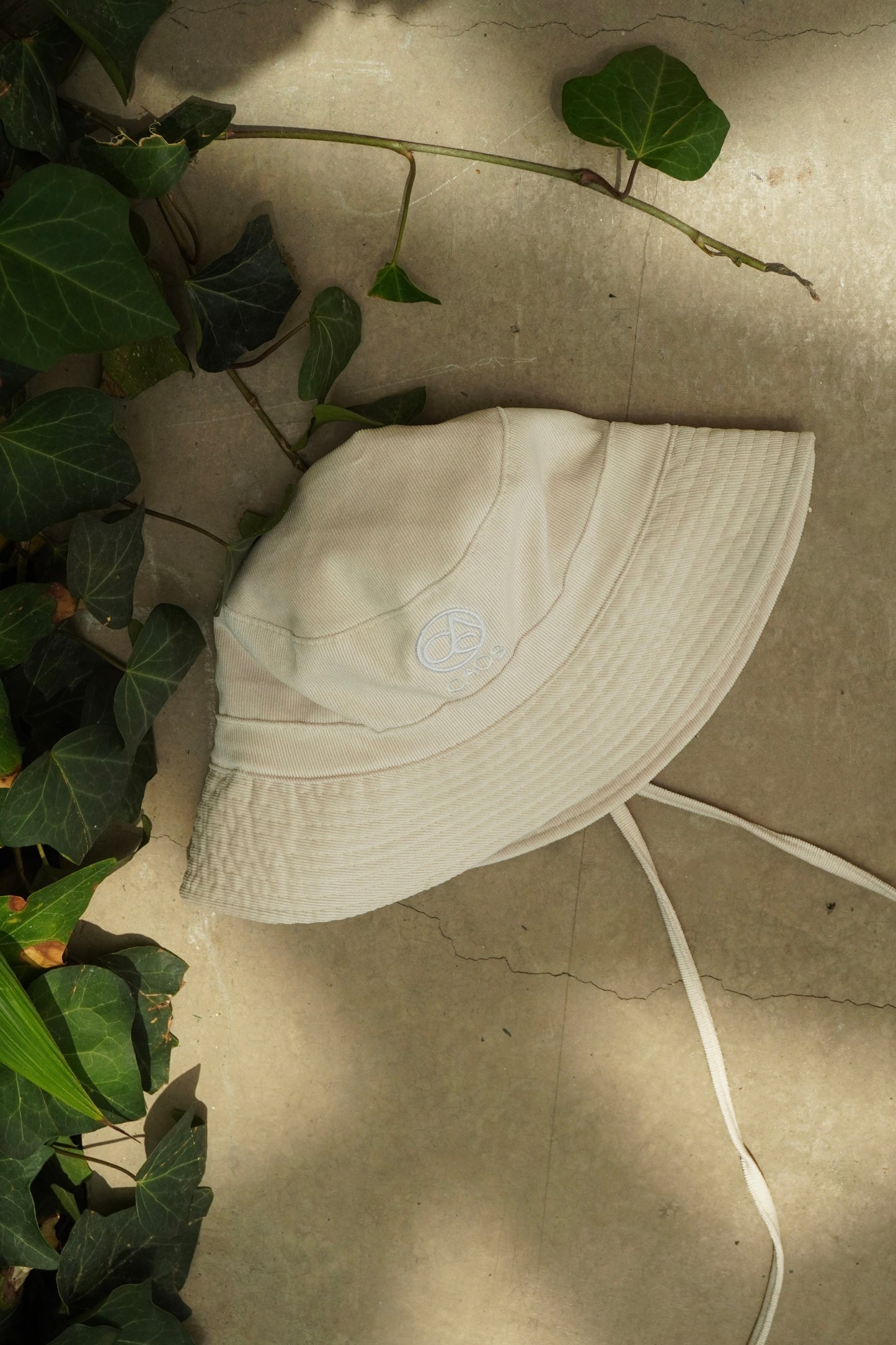 Bucket hat beige ajustable