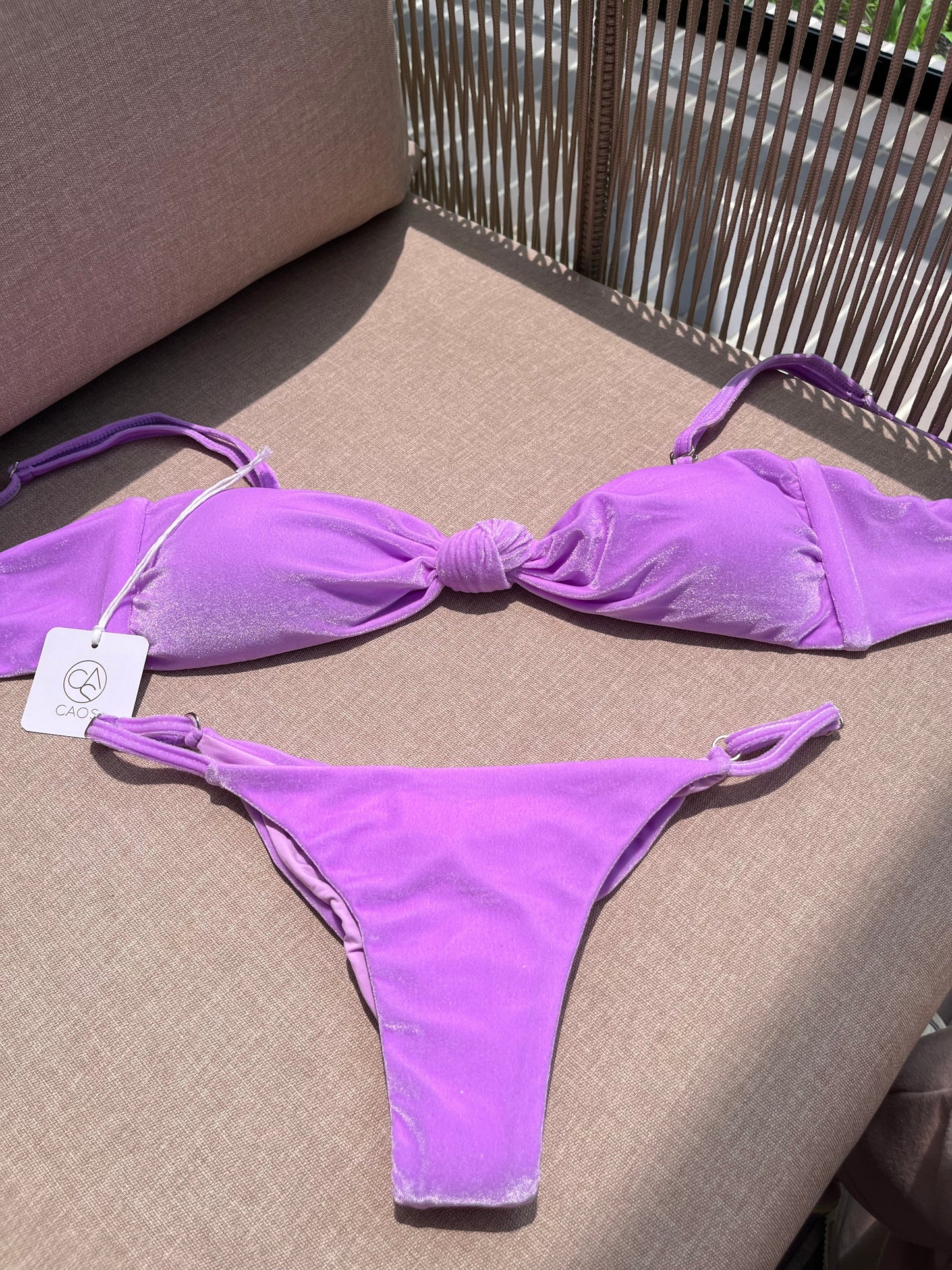 Panty azucena lila velvet.